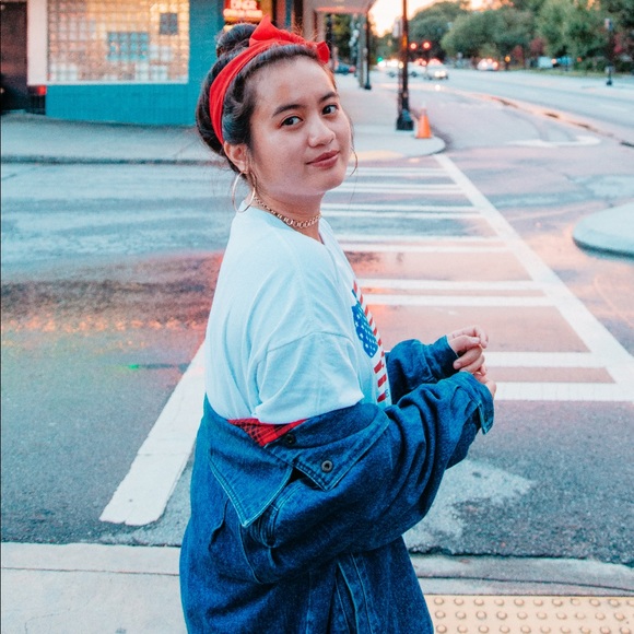 Meet your Posher, Karen - Picture 1 of 1